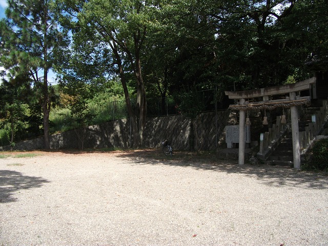 南側　熊野神社より