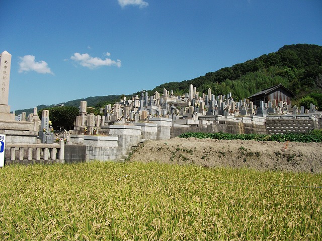 楽音寺墓地