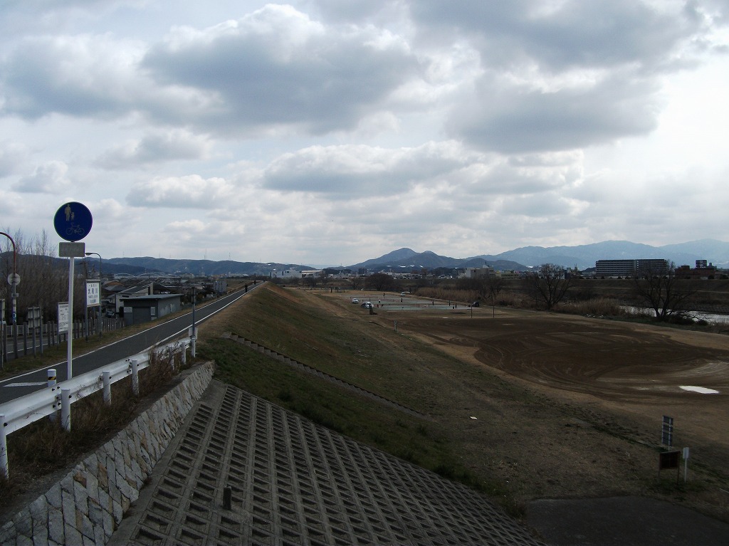 堤防遊歩道