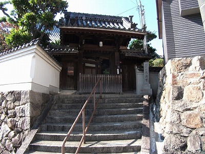 法立寺　正門